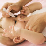 Top 4 thuốc nhỏ mắt cho trẻ sơ sinh tốt các mẹ không nên bỏ qua