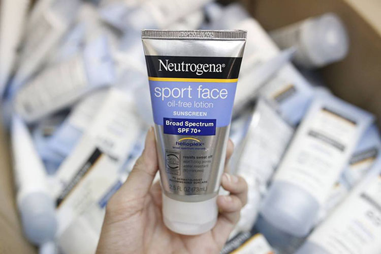 Kem chống nắng Neutrogena Sport Face-Oil